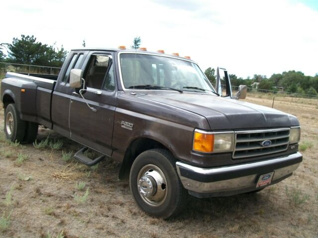 1990 ford f-350 2 dr. extended cab dually lariat xlt