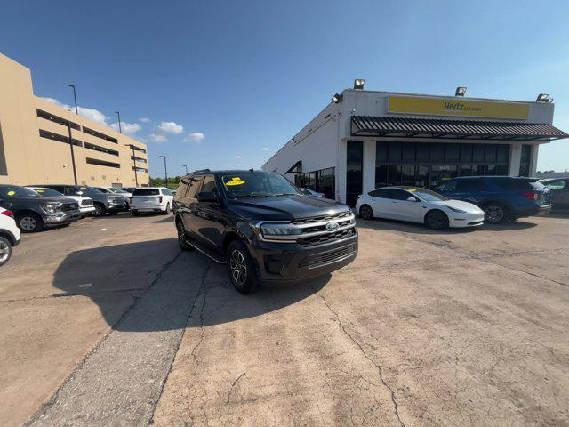 2023 ford expedition xlt