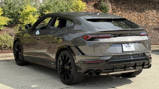 2024 Lamborghini Urus