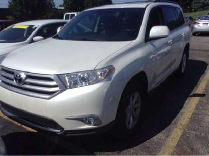 2011 toyota highlander base in columbus, oh