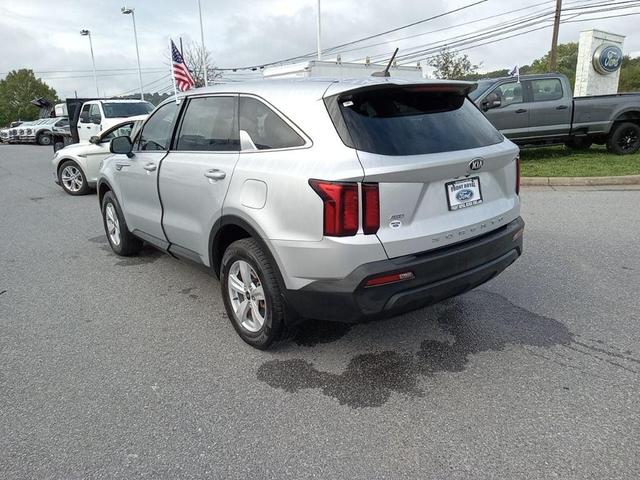 2021 kia sorento lx