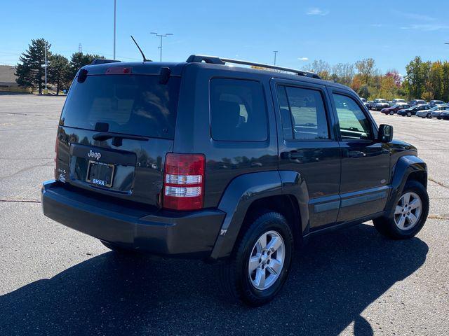 2010 jeep liberty sport