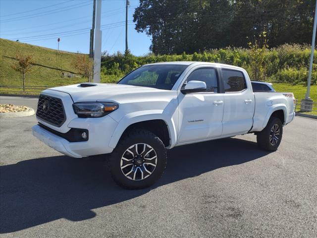 2022 toyota tacoma trd sport