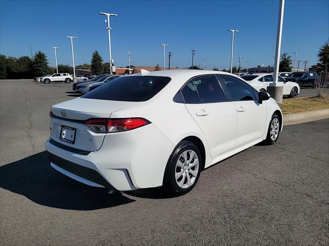 2022 toyota corolla le
