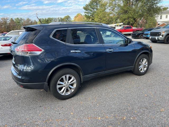 2016 nissan rogue sv