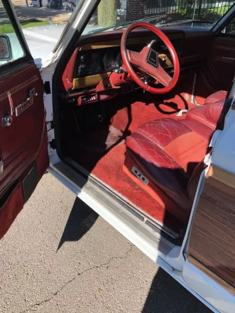 1986 jeep grand wagoneer only 70k miles! no rust! 4wd no reserve!!