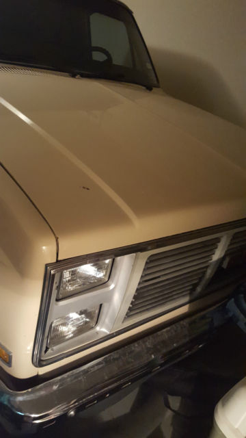 1985 gmc sierra classic, v8 all original 305 hp