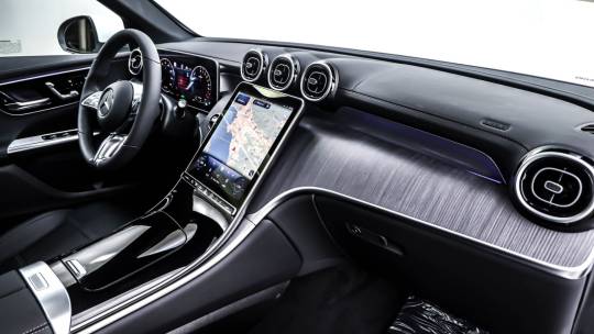 2025 Mercedes-Benz GLC