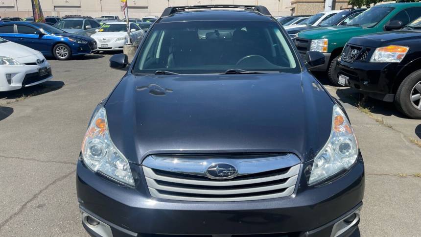 2010 subaru outback 3.6r limited