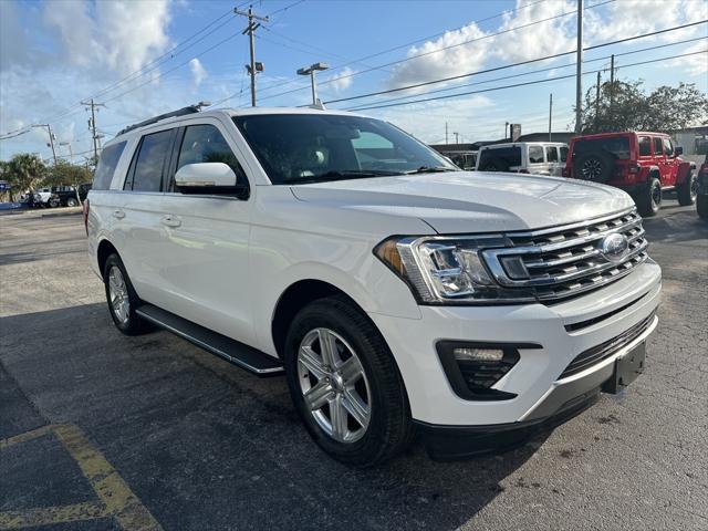 2019 ford expedition xlt
