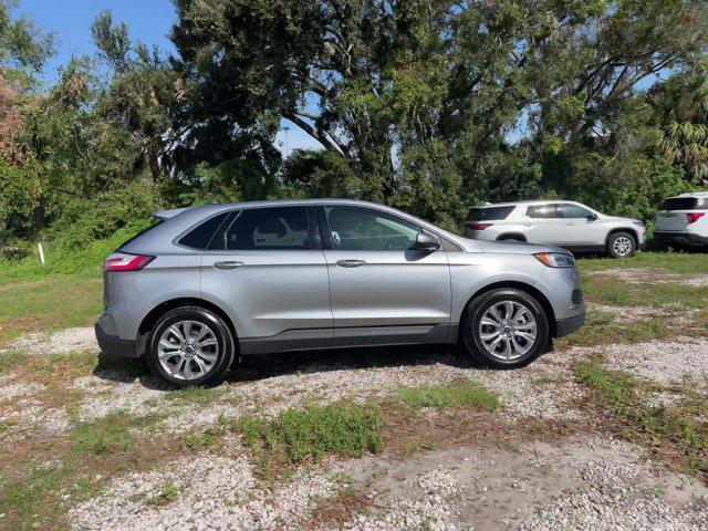 2022 ford edge titanium