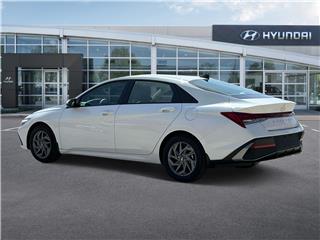 2025 Hyundai Elantra blue