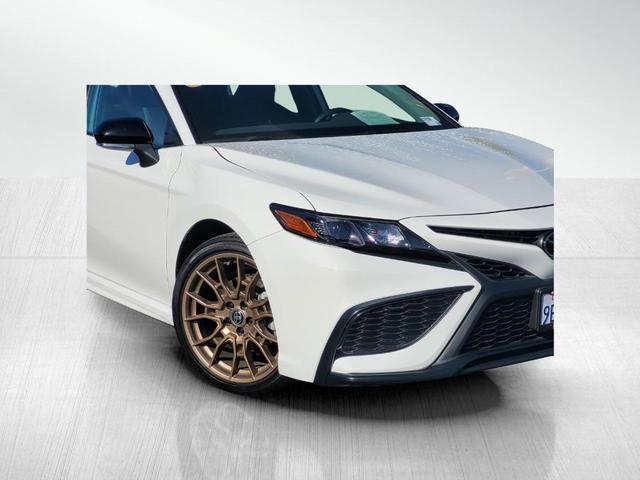 2024 toyota camry se