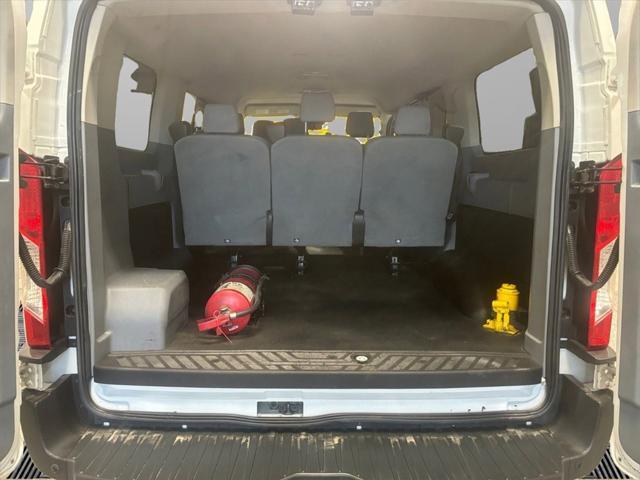 2018 ford transit-150 xlt
