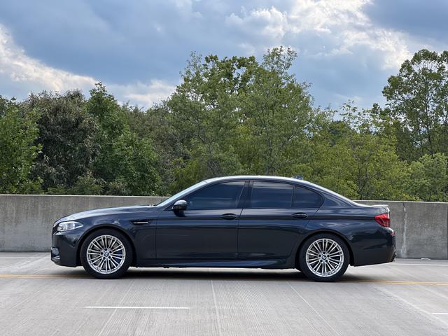 2016 bmw m5 base