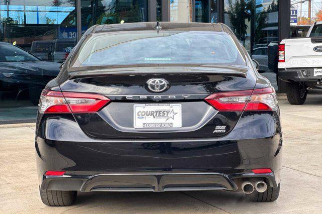 2023 toyota camry se