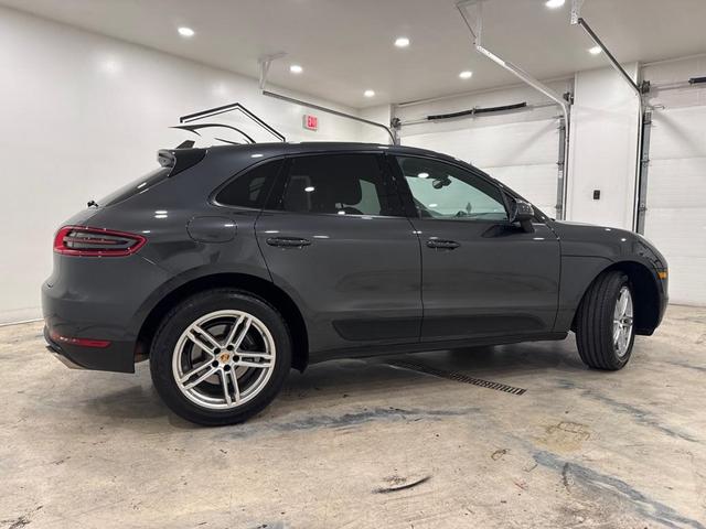 2018 porsche macan