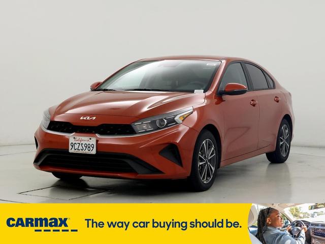 2023 kia forte lxs