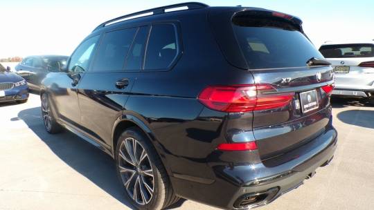 2021 BMW X7