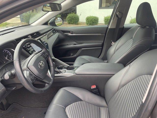2019 toyota camry l