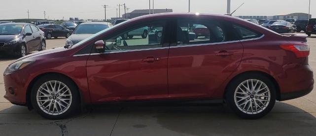 2014 ford focus titanium