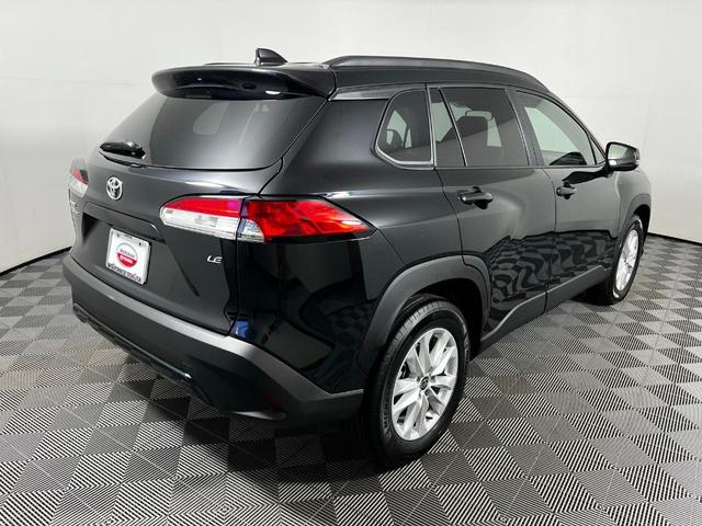 2024 toyota corolla cross le