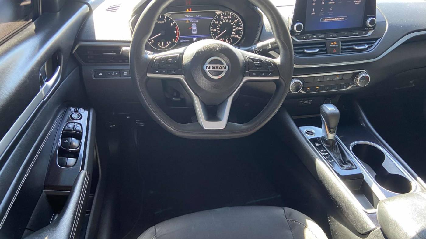 2021 nissan altima 2.5 sv