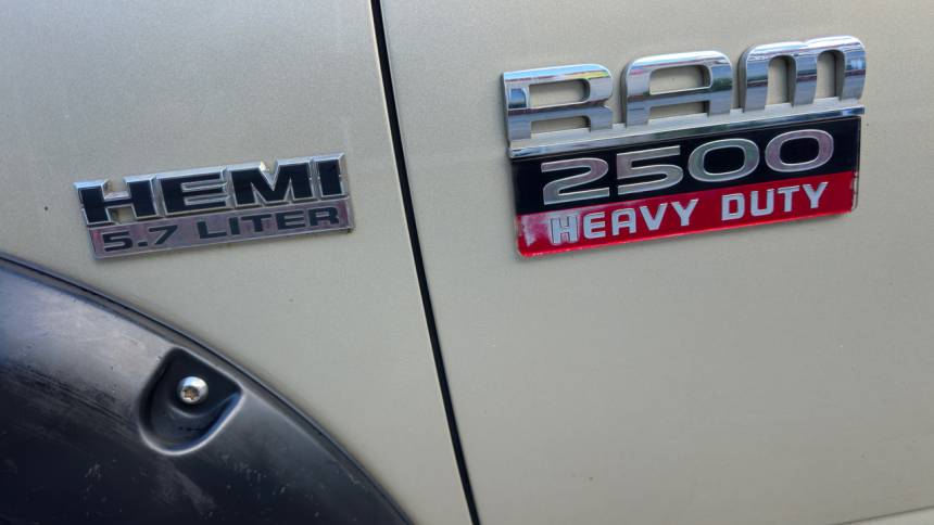 2011 ram 2500 slt