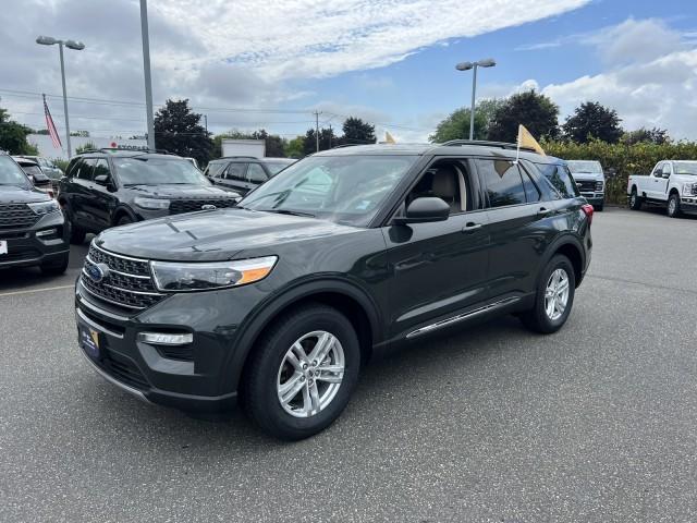 2021 ford explorer xlt