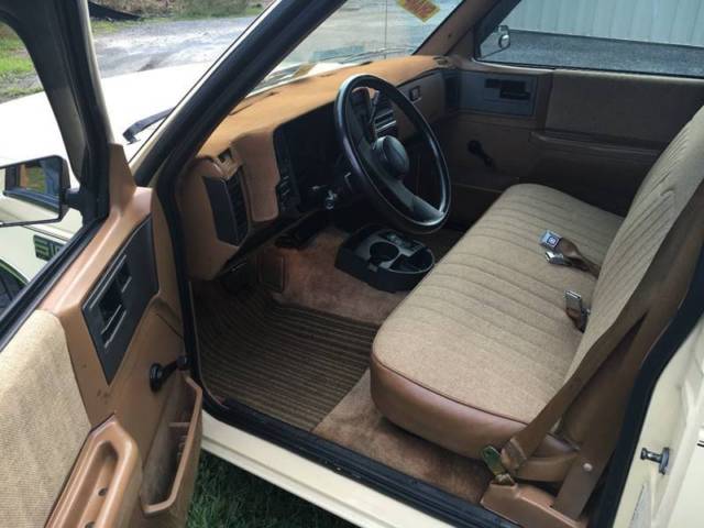 1989 chevrolet s-10 base 2dr standard cab sb automatic 4-speed rwd v6 4.3l