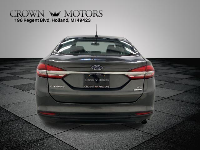 2018 ford fusion se