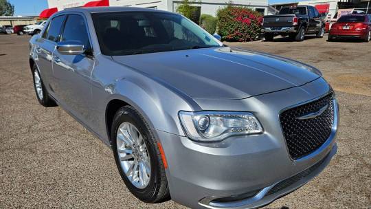2017 Chrysler 300