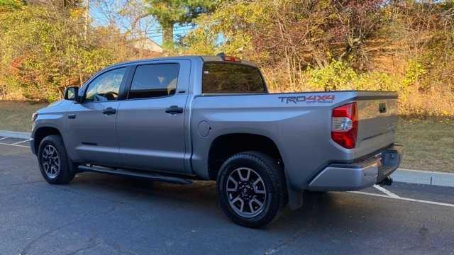 2020 toyota tundra sr5
