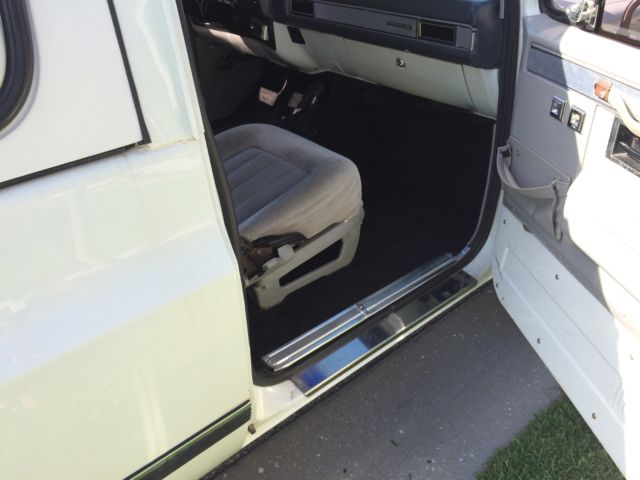 1991 chevy k5 blazer 4 wheel drive, no reserve, automatic
