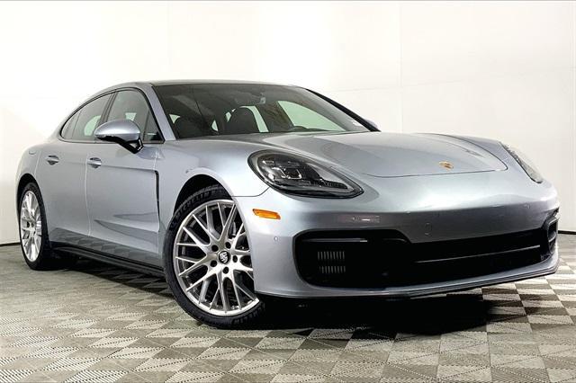 2022 porsche panamera