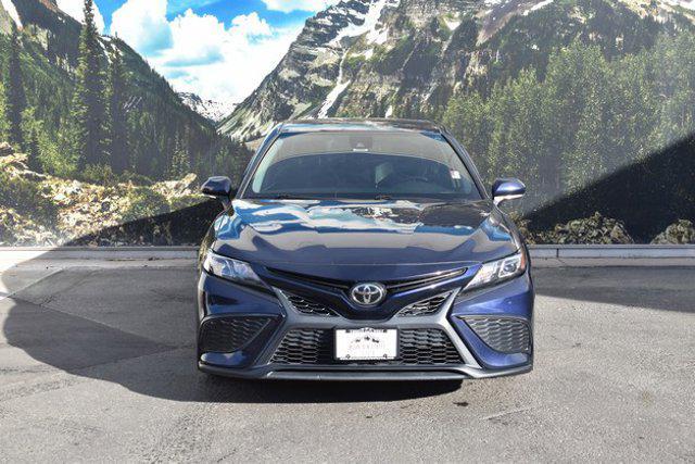 2021 toyota camry se