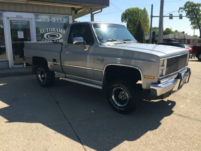 1984 k10 short bed 4x4 very clean no rust!!
