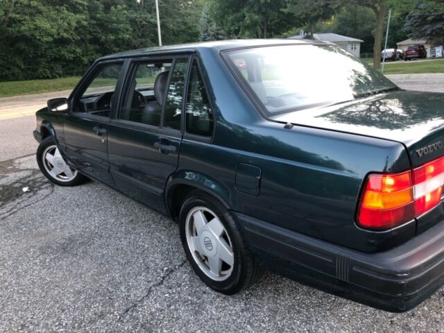 super solid vintage 1994 volvo 940 turbo sedan
