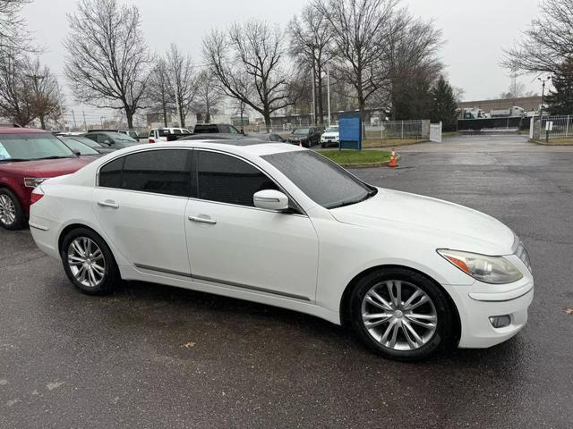 2011 hyundai genesis 4.6
