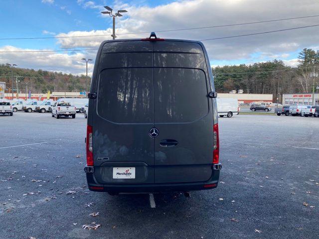 2022 mercedes-benz sprinter 4500 high roof v6