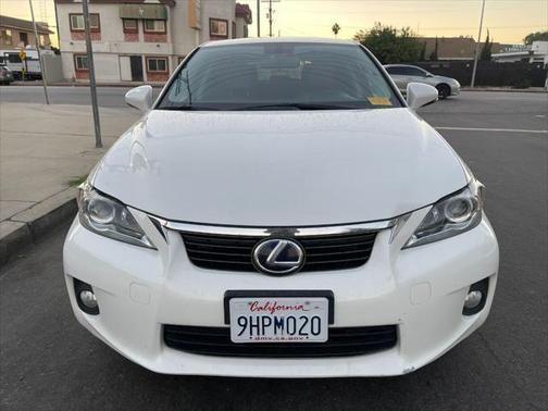 2013 lexus ct 200h