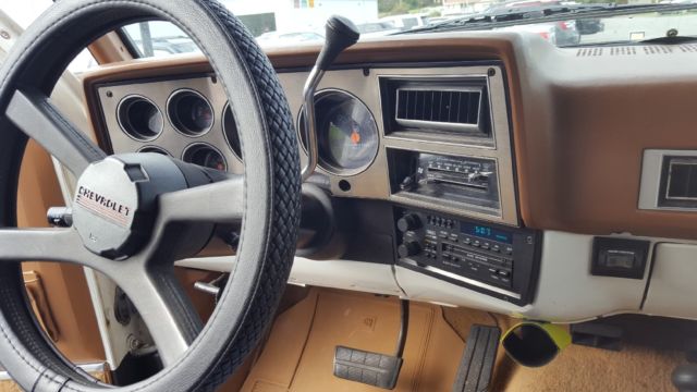 1989 chevy blazer k5 v10 silverado! 350 v8 5.7l engine! 4wd