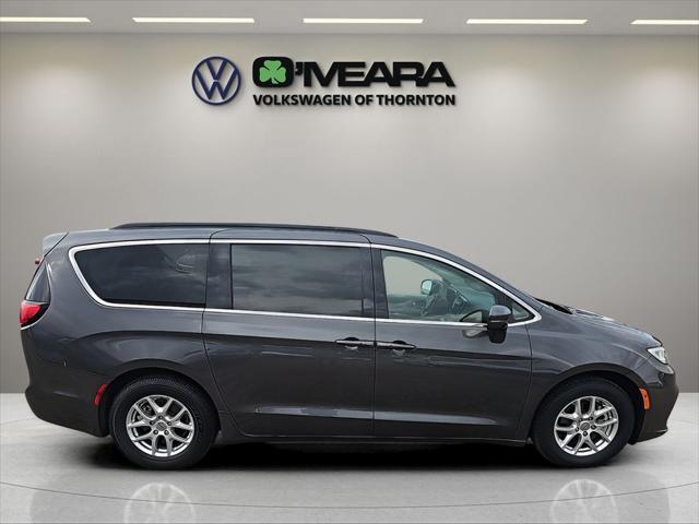 2022 chrysler pacifica touring l