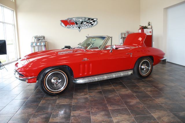 1965 chevrolet corvette stingray