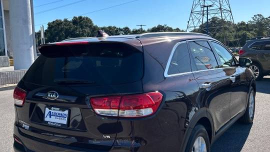2016 Kia Sorento lx
