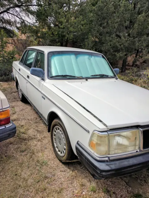1992 volvo 240dl