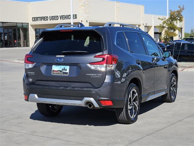 2022 subaru forester touring