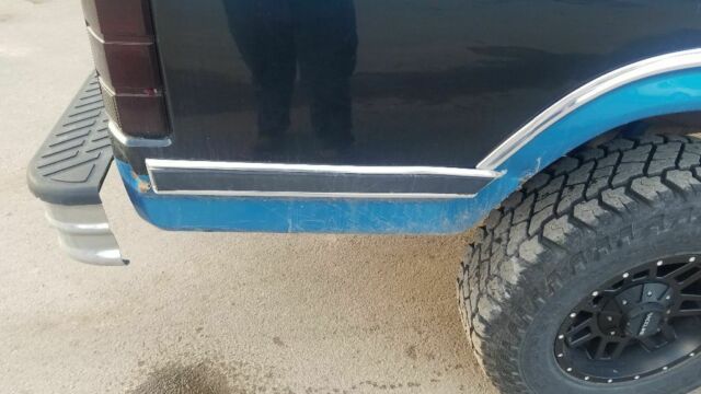 1986 ford f-150 xlt lariat 5.0 ltr