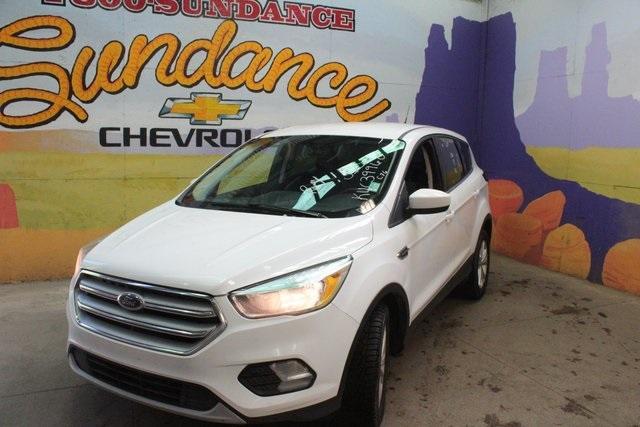 2019 ford escape se