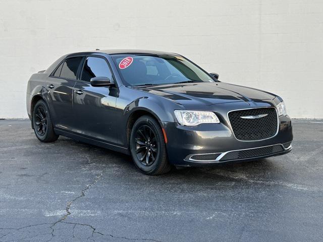 2018 chrysler 300 touring